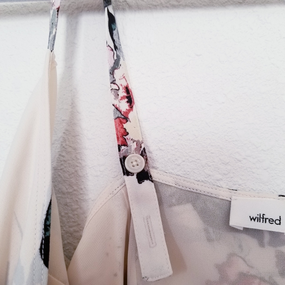 Aritzia Wilfred floral midi wrap dress - Picture 6 of 11